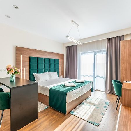 M City Aparthotel Arad Zimmer foto