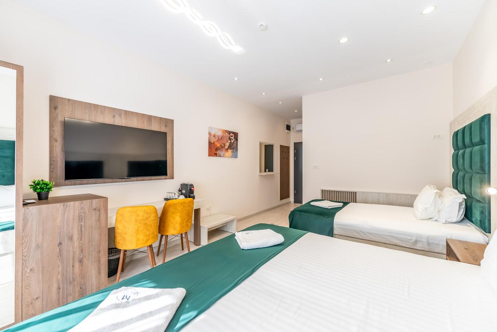 M City Aparthotel Arad Zimmer foto