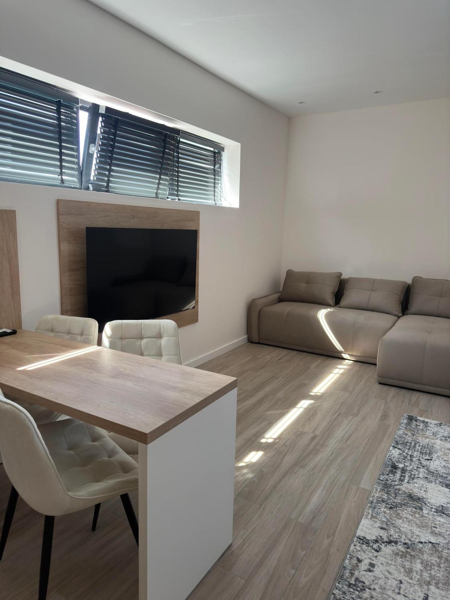 M City Aparthotel Arad Exterior foto
