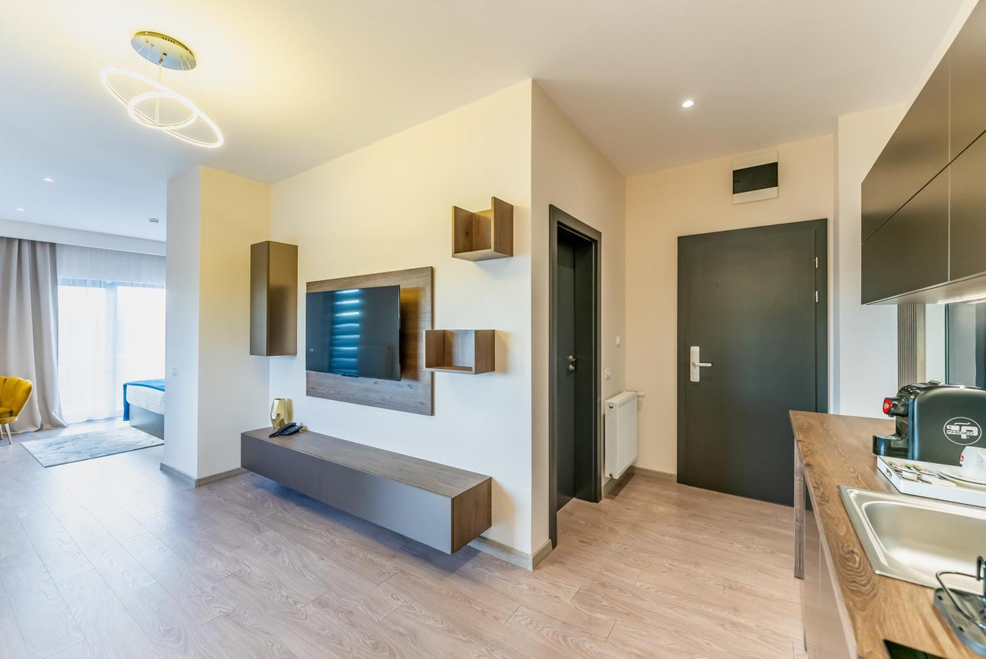 M City Aparthotel Arad Exterior foto